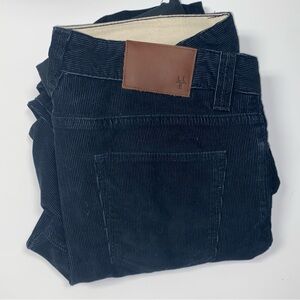 Men's LL Bean Navy Corduroy Pants 32x32
